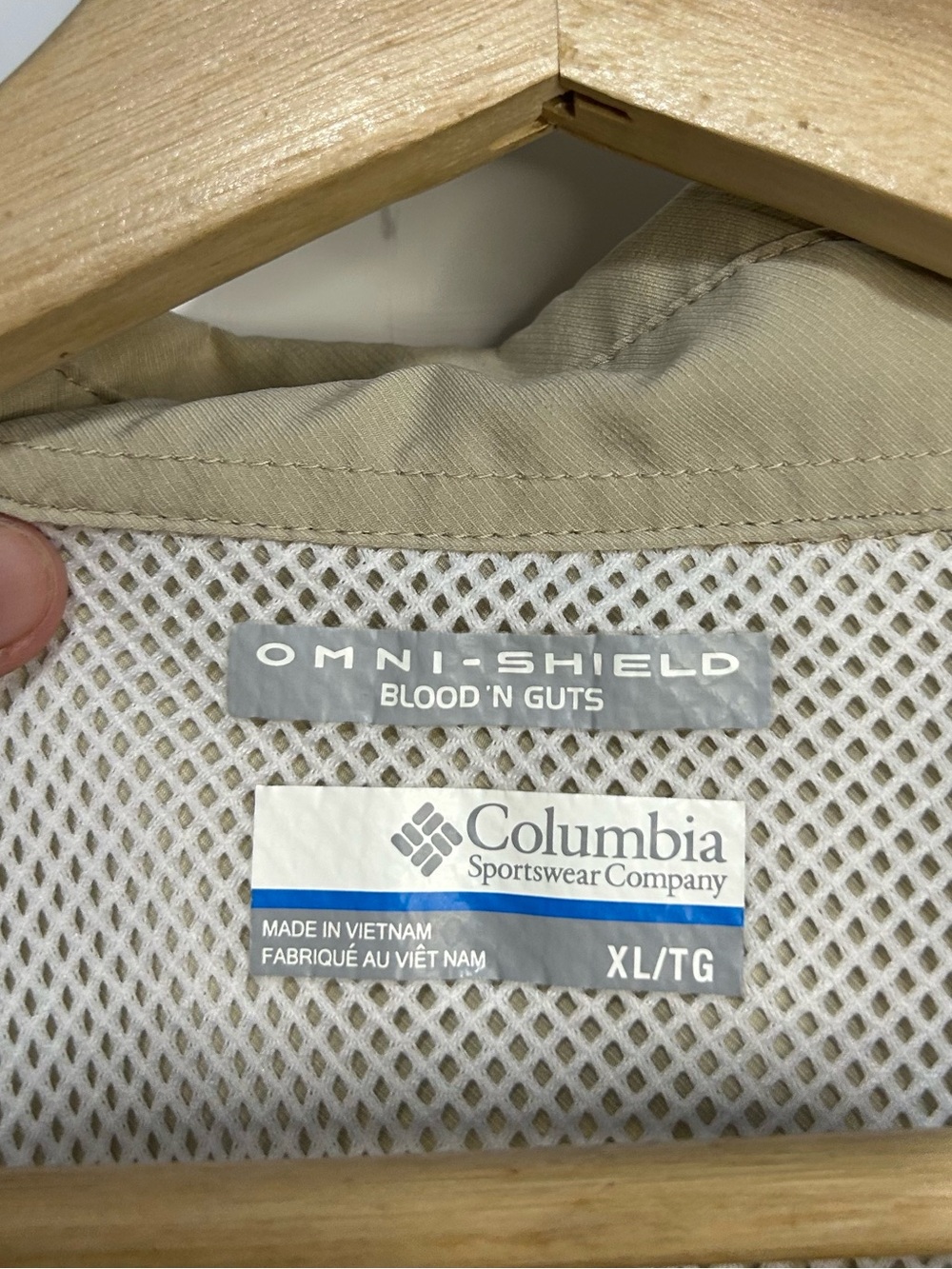 Columbia Men's Short Sleeve Button Down Shirt - Tan - Picture 4 of 6